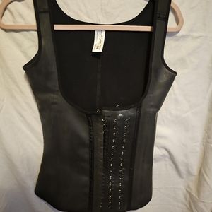 Waist trainer
